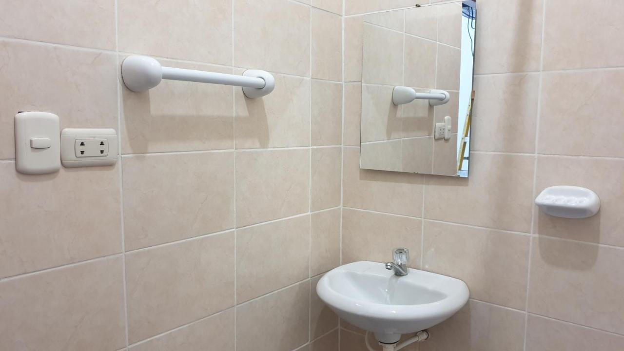 Hostal Maravilla Amazonica Икитос Экстерьер фото